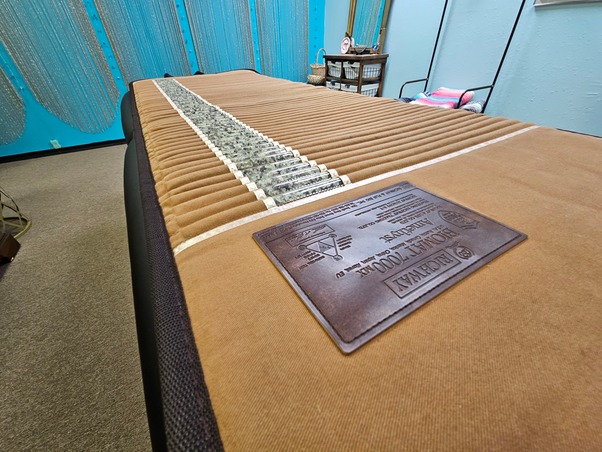 Richway Professional Amethyst Biomat 7000MX 74”x28” - RejuvenTech