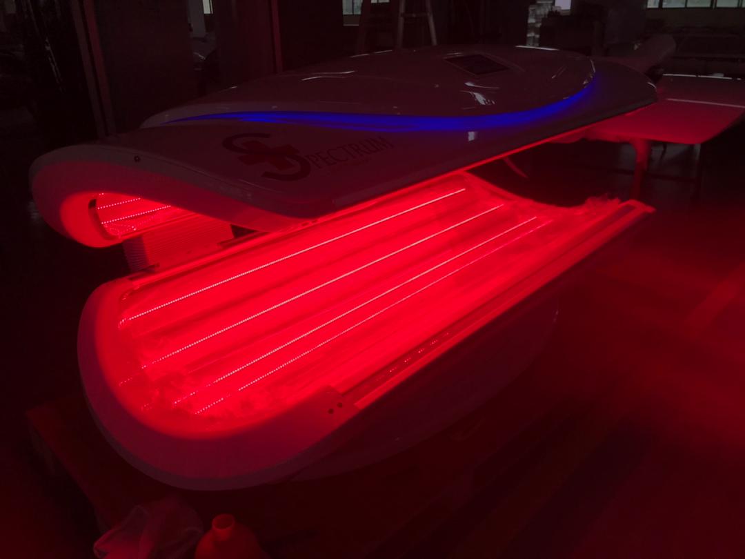 SPECTRUM Ultra Light Therapy Bed - RejuvenTech