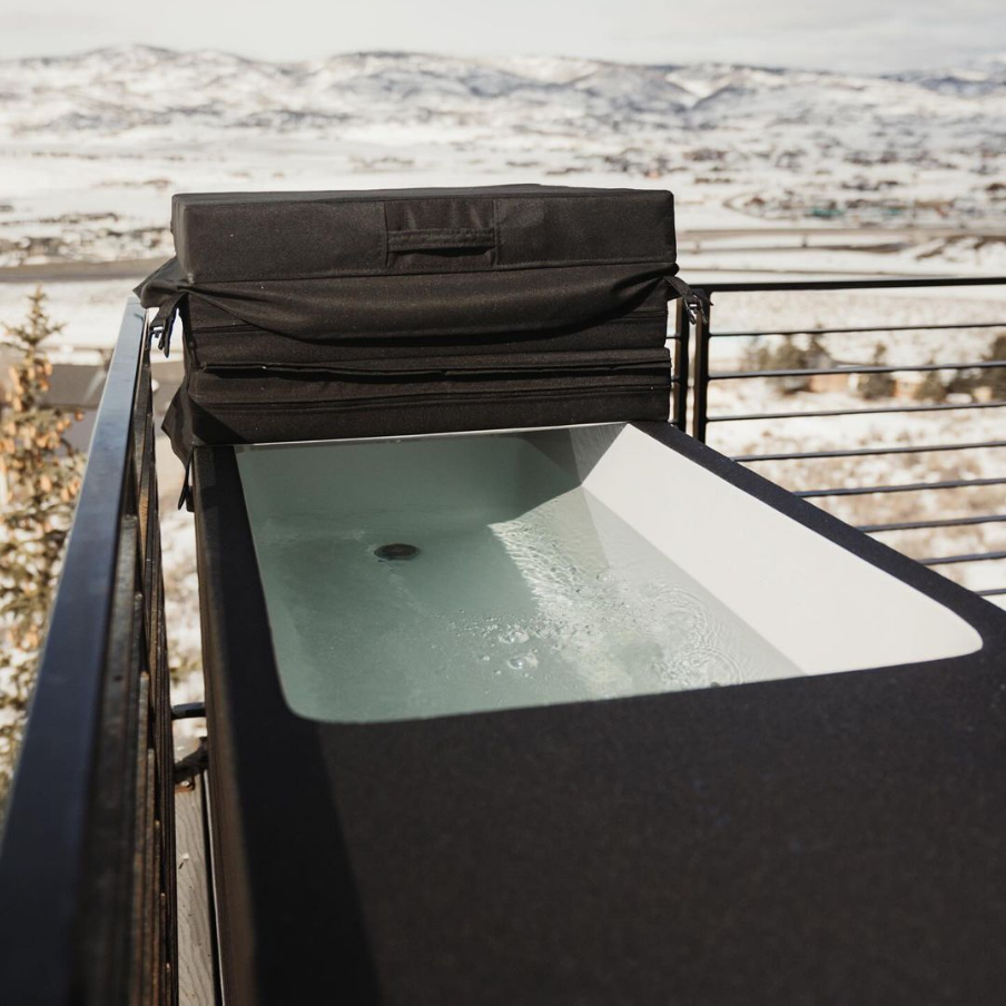 Chilly Dreams XL - Extra Large Cold Plunge - RejuvenTech