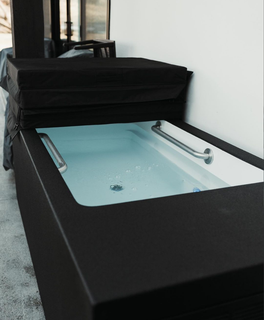 Chilly Dreams XL - Extra Large Cold Plunge - RejuvenTech